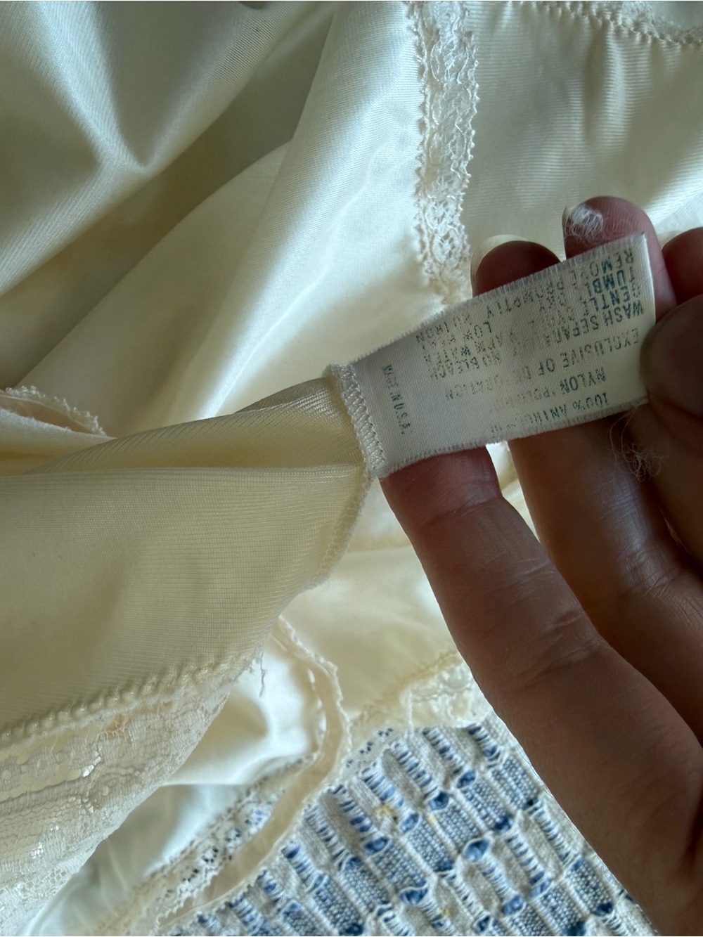 Vintage Cream Lace-Trim silky Slip Chemise romper - Picture 11 of 14